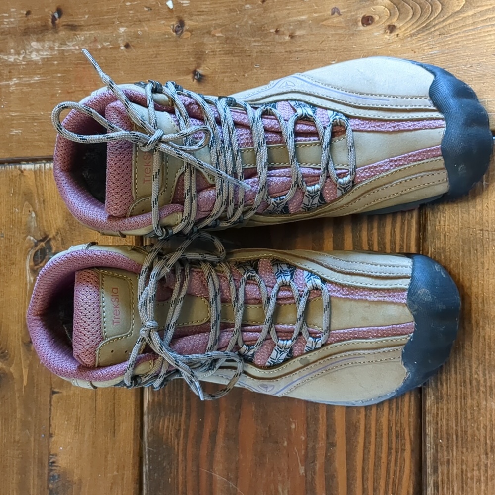 TrekSta Women's GORE-TEX hiking boots, size 9
